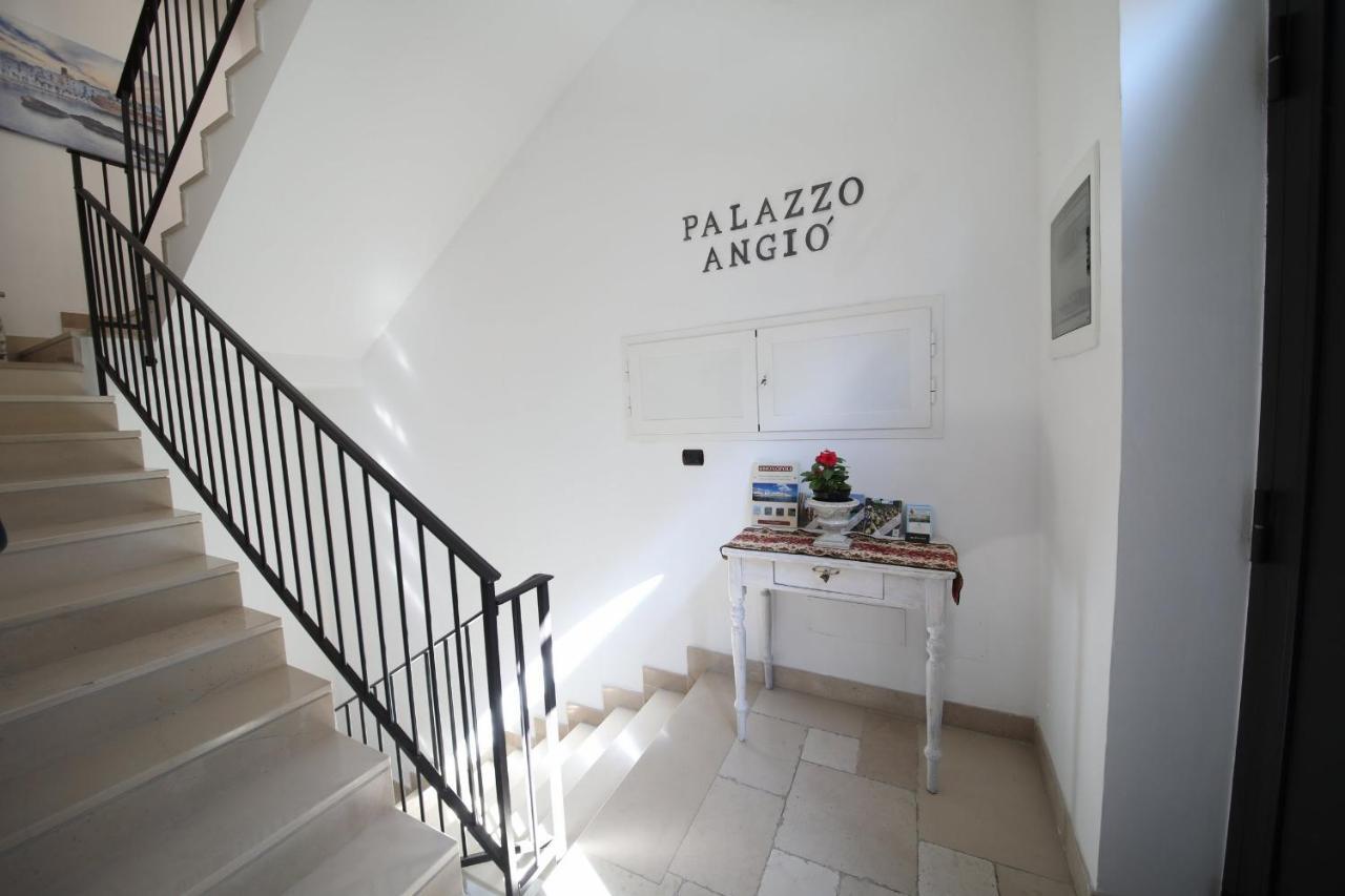 Appartamento Palazzo Angio' Monopoli Esterno foto